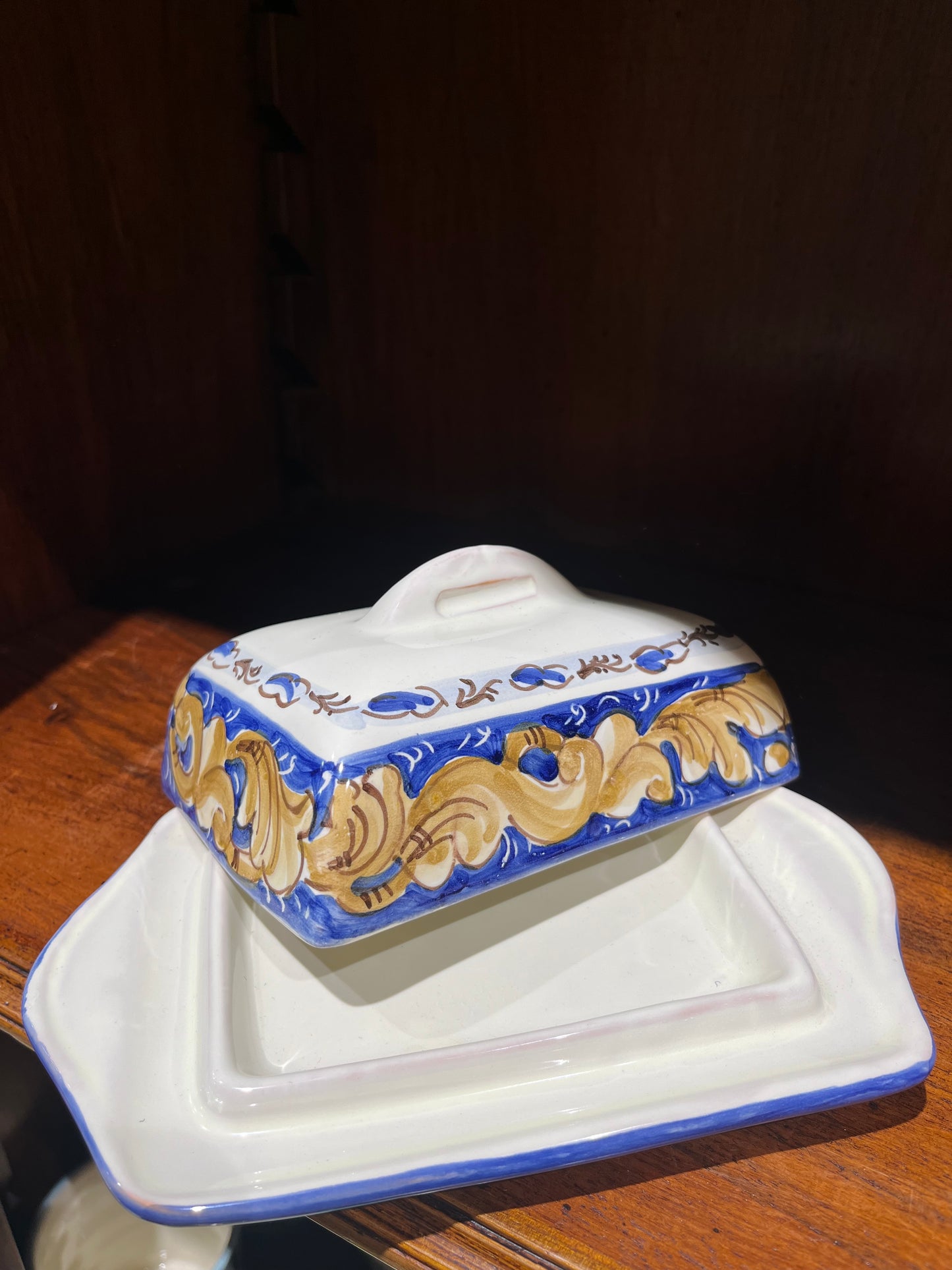 Ceramic butter dish