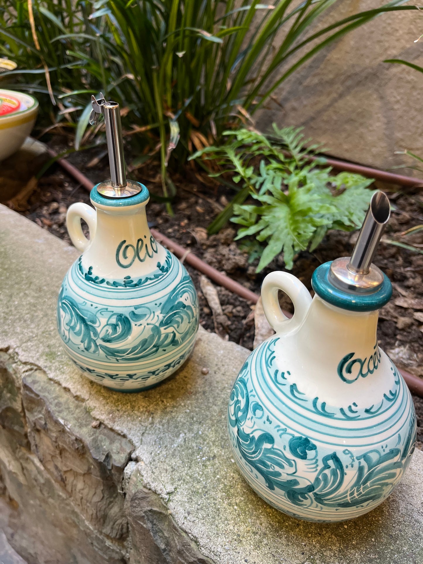 Ceramic oil dispenser