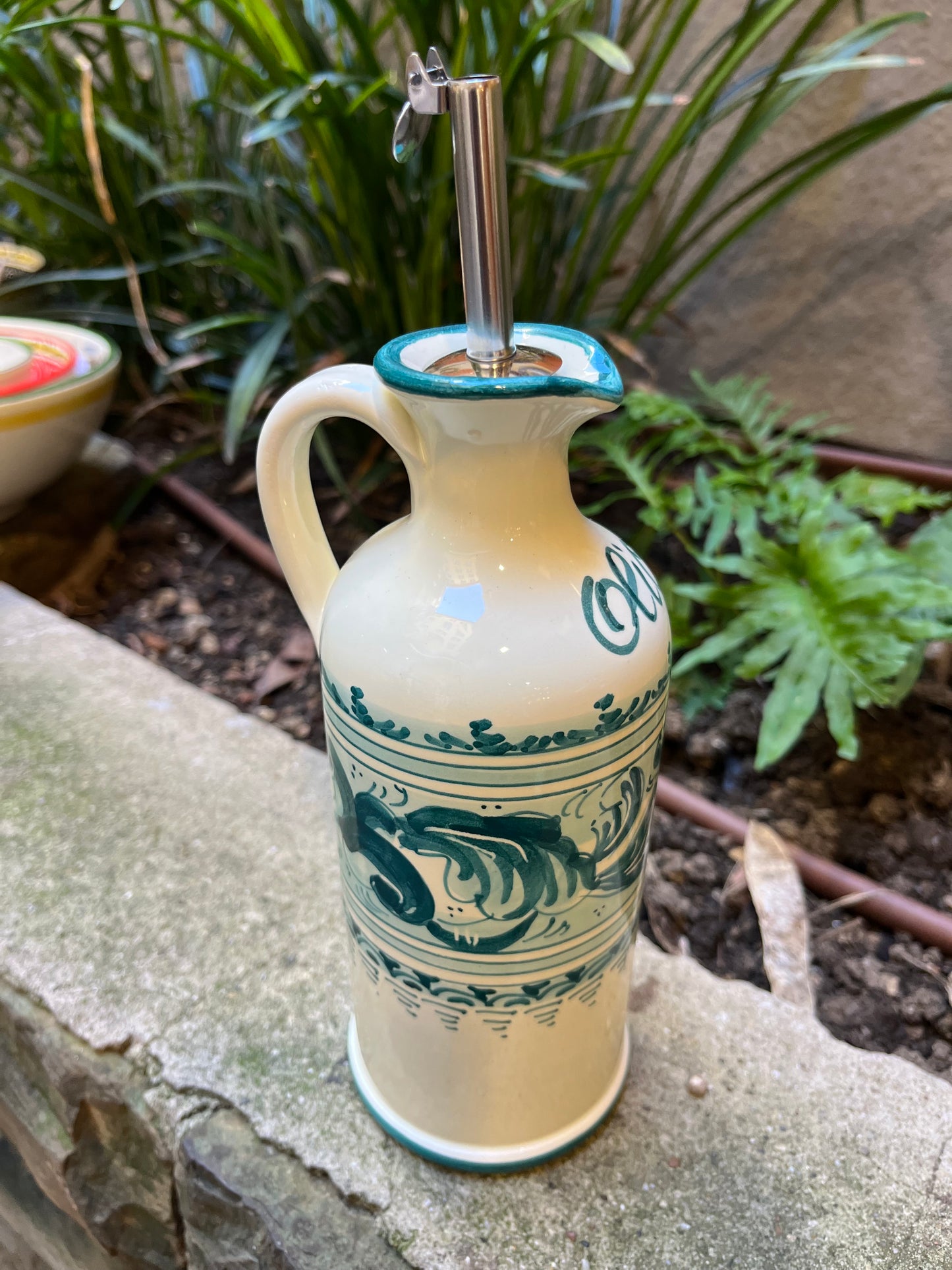 Ceramic oil dispenser