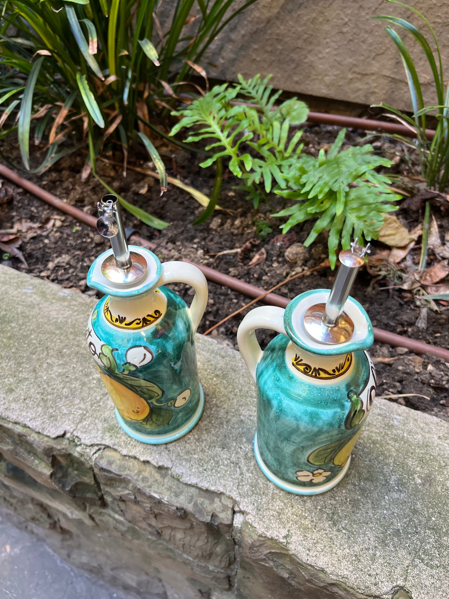 Ceramic oil dispenser