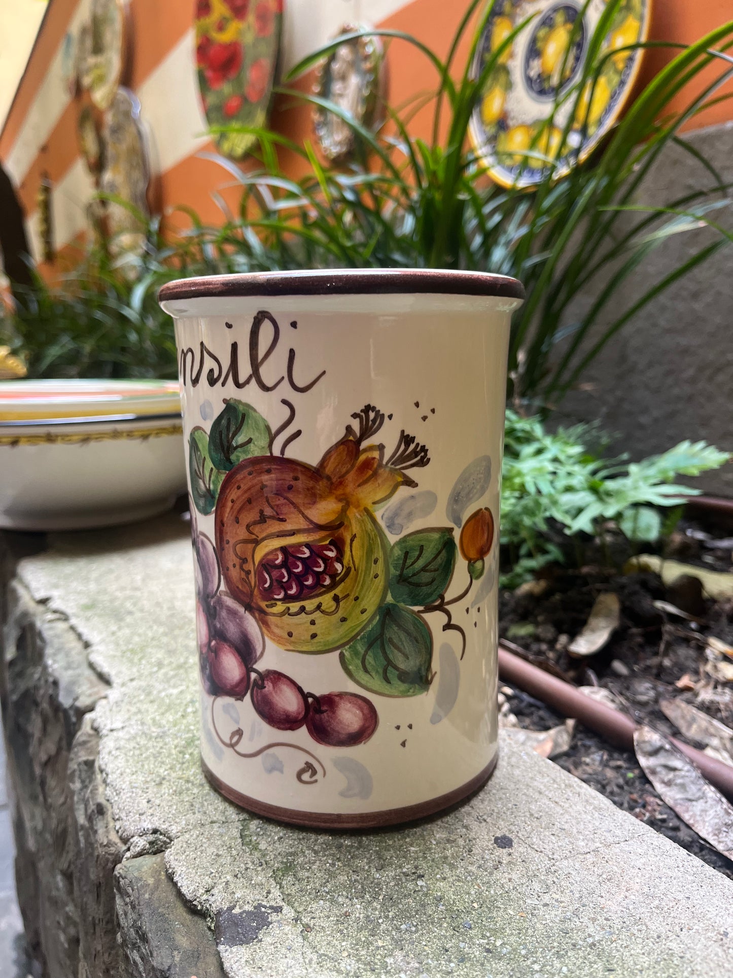 ceramic utensils holder