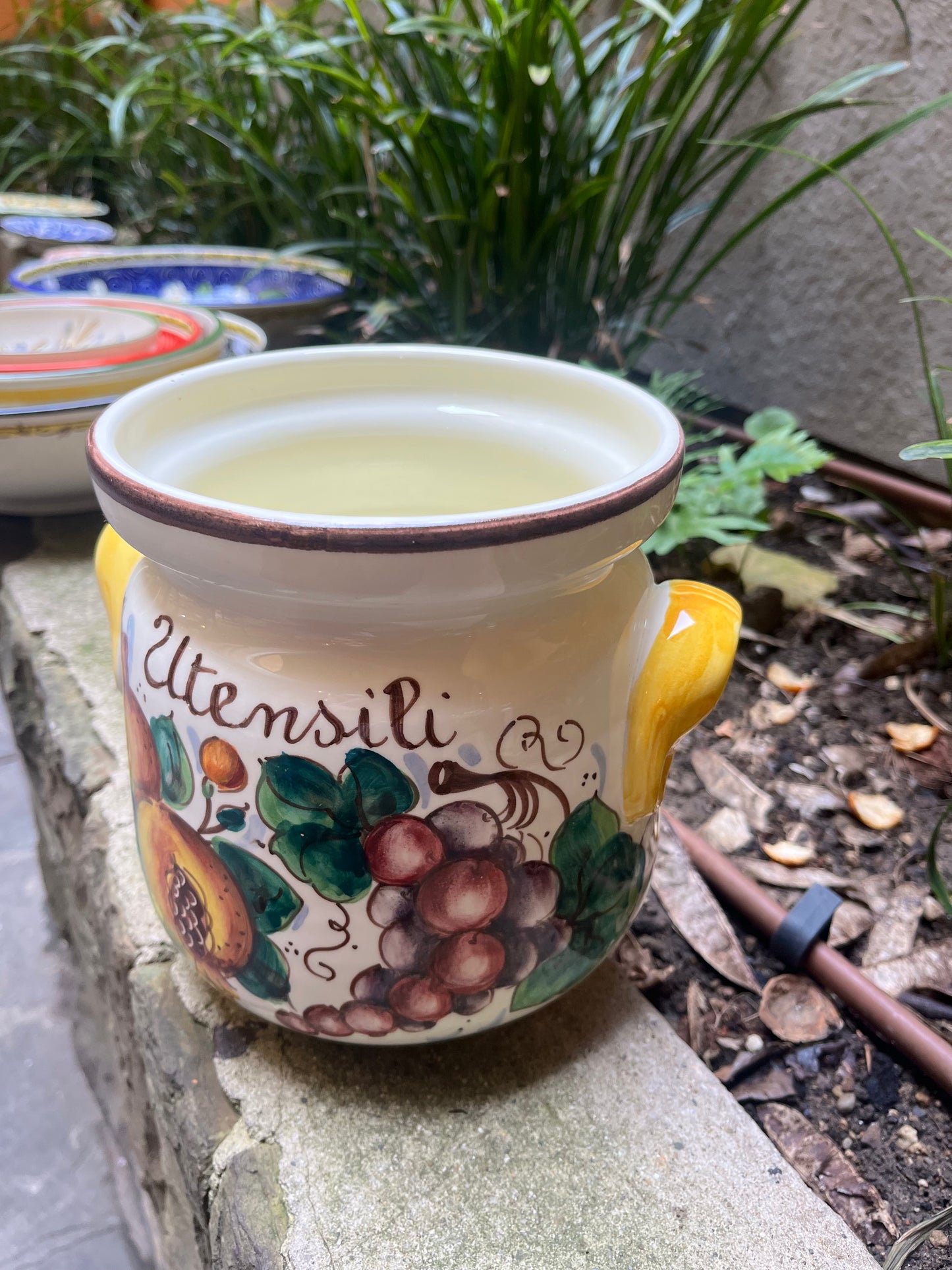 Ceramic utensil holder