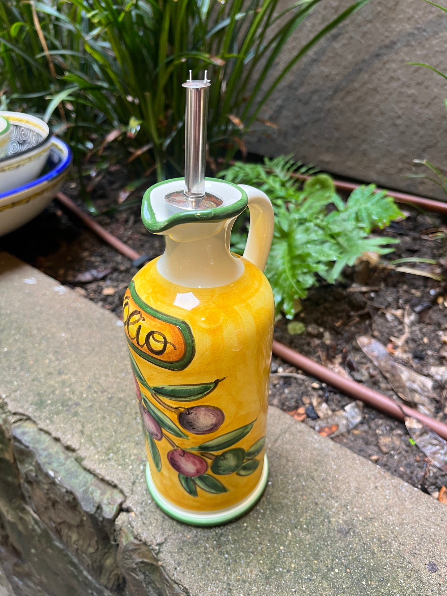 ceramic oil dispenser