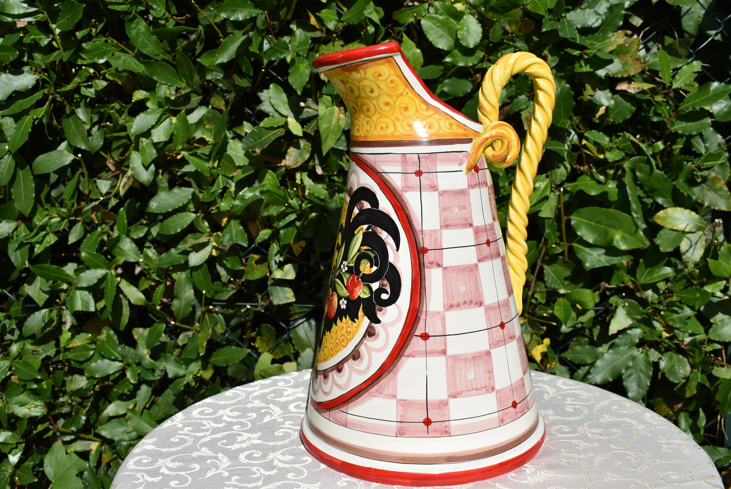 Vasi in ceramica per l'arredamento della casa