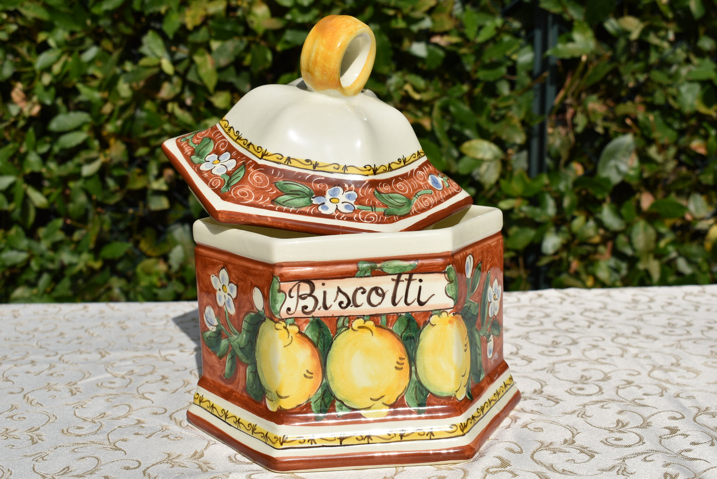 barattolo di biscotti in ceramica