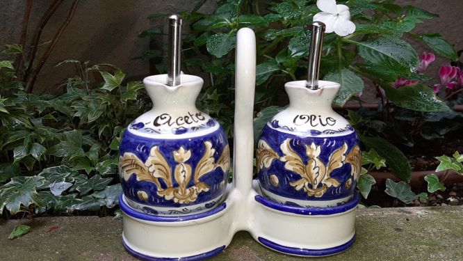 ceramic oil and vinegar set