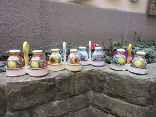 saliera e pepiera in ceramica