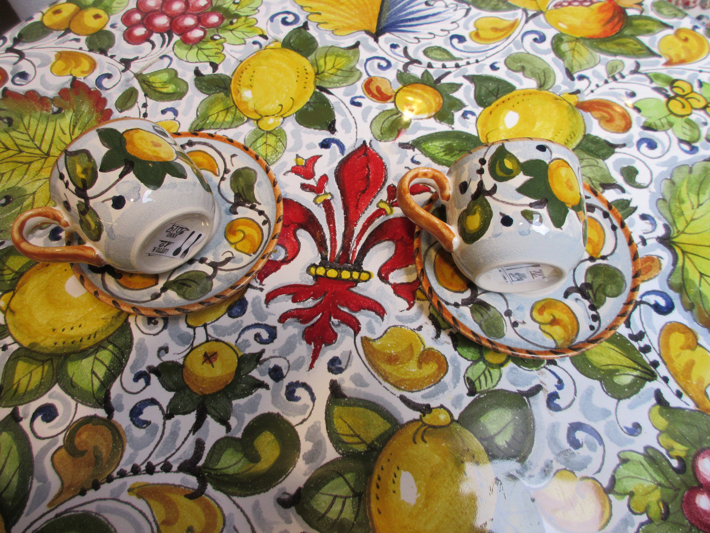 Una gift card in ceramica fatta a mano - Made in Italy