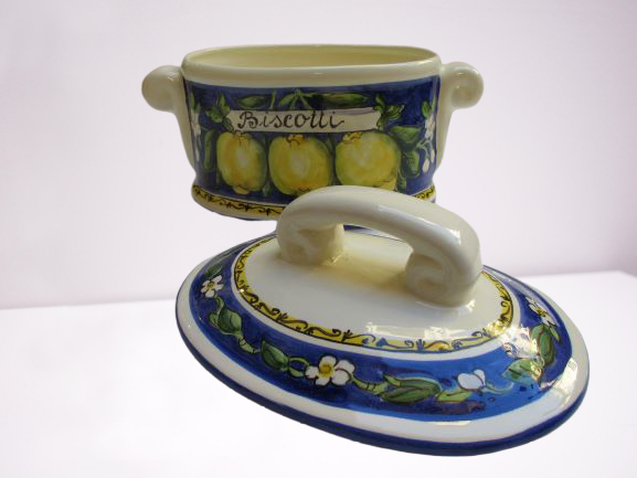 barattolo di biscotti in ceramica