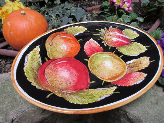 piatto in ceramica fatto a mano