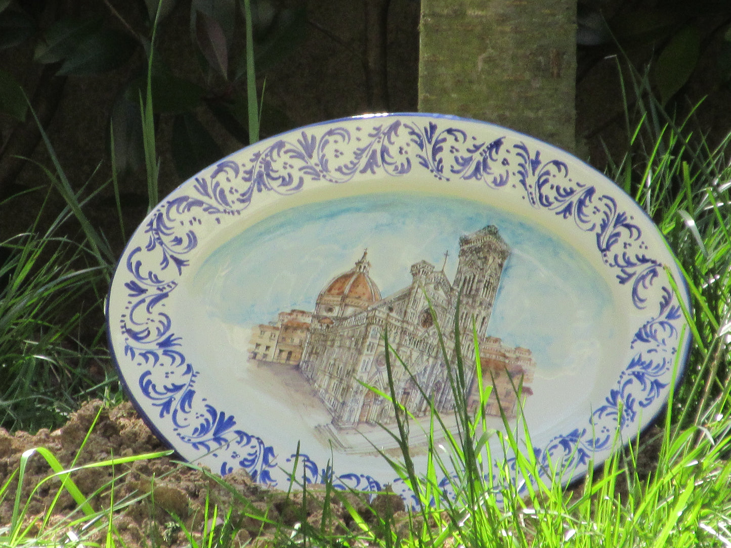 piatto in ceramica fatto a mano