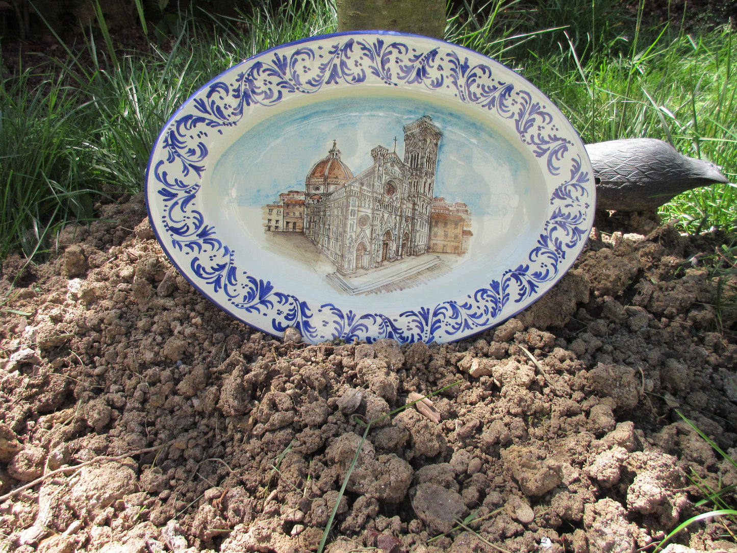 piatto in ceramica fatto a mano