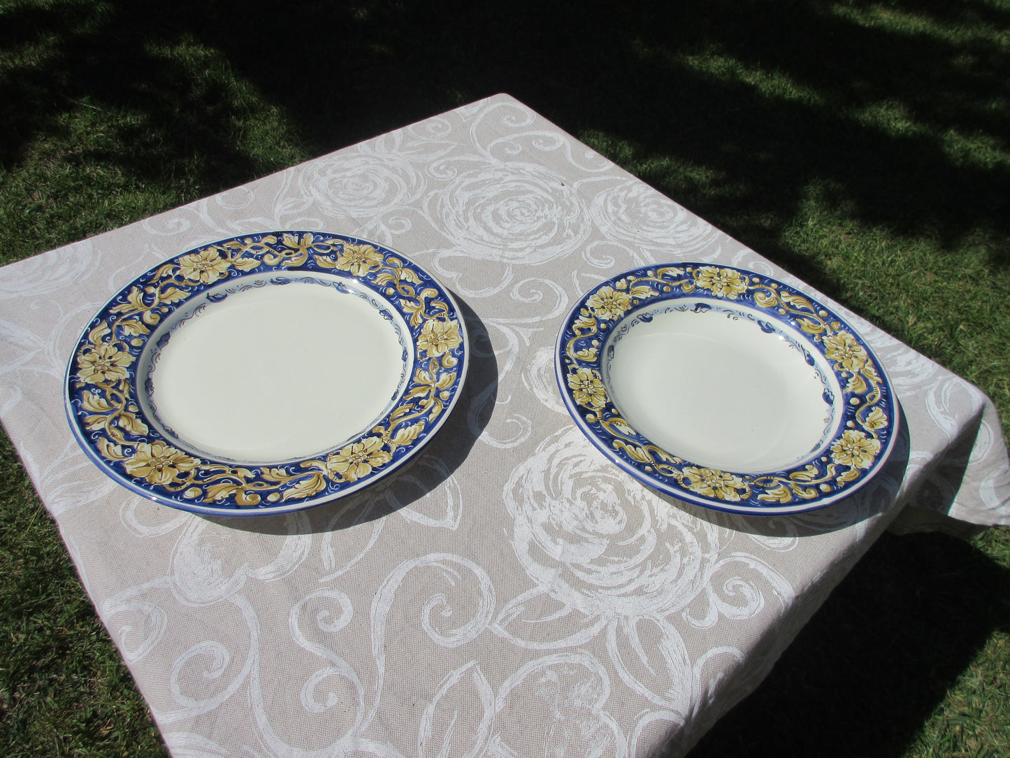 Piatti in ceramica