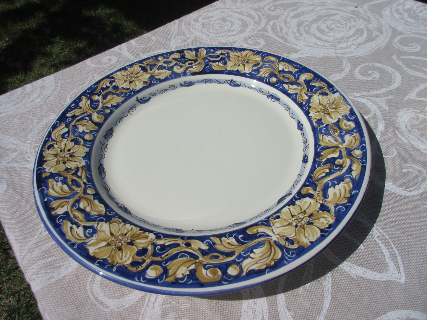 Piatti in ceramica