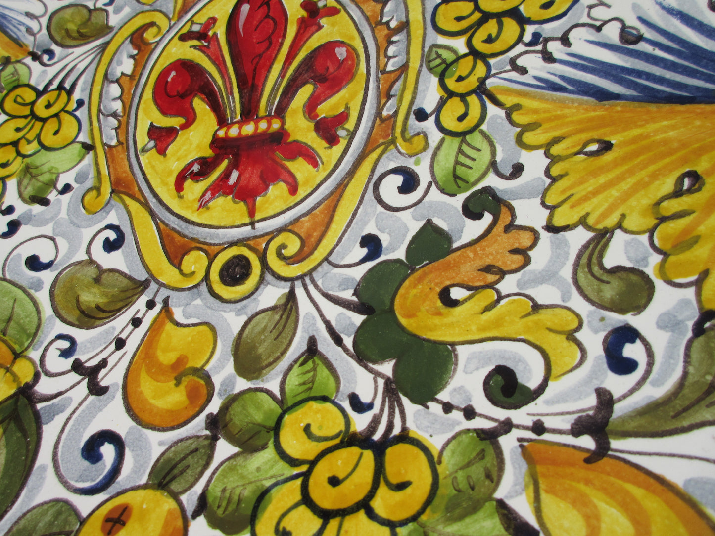 Piatto in ceramica