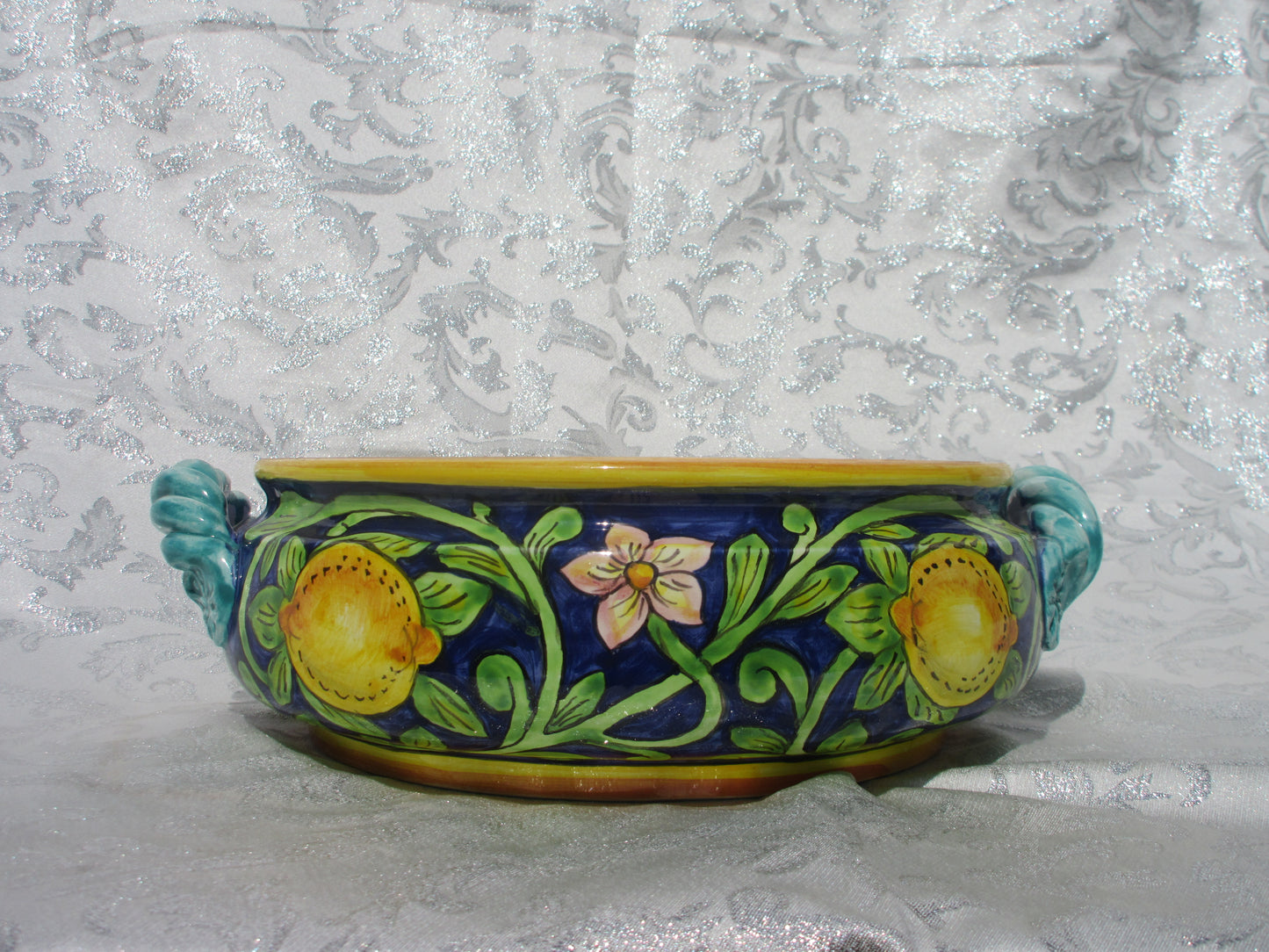 Centrotavola in ceramica