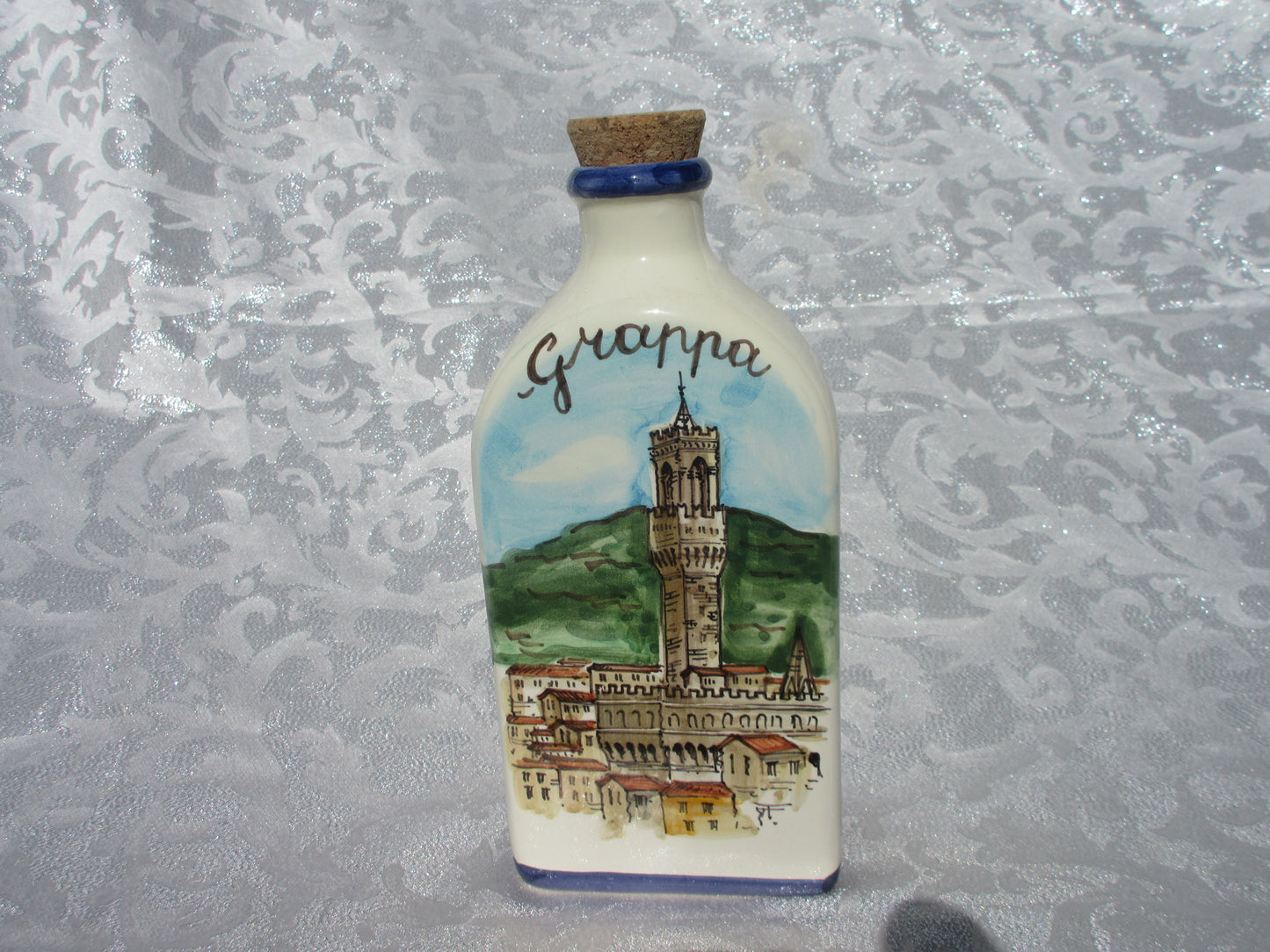 decorazione bottiglia in ceramica