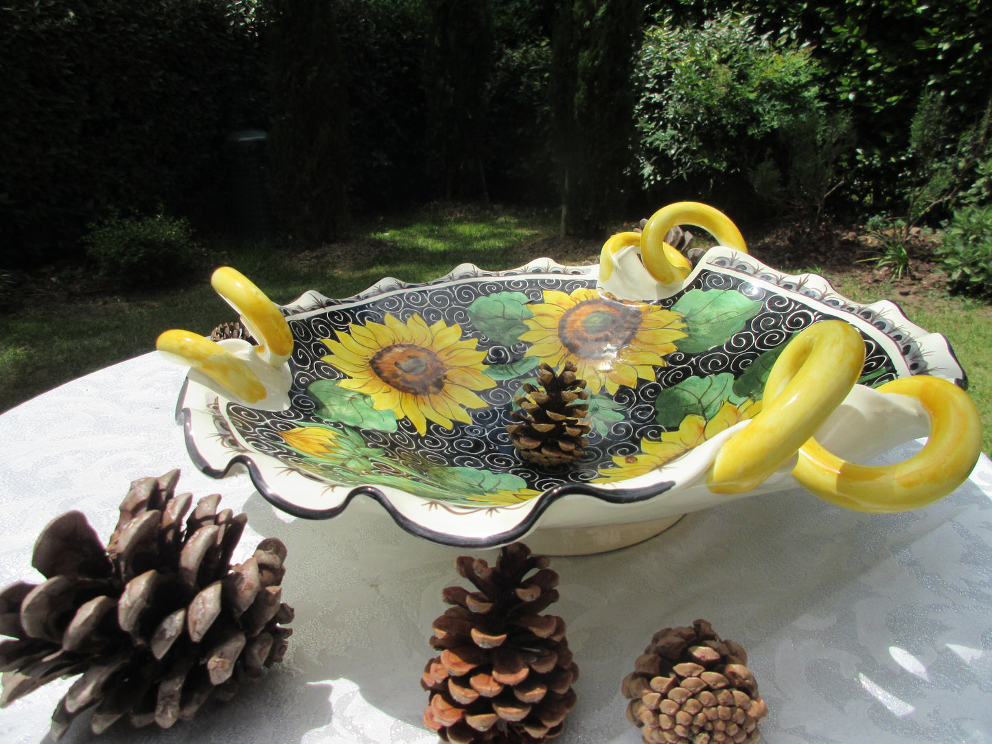 cestino centrale in ceramica