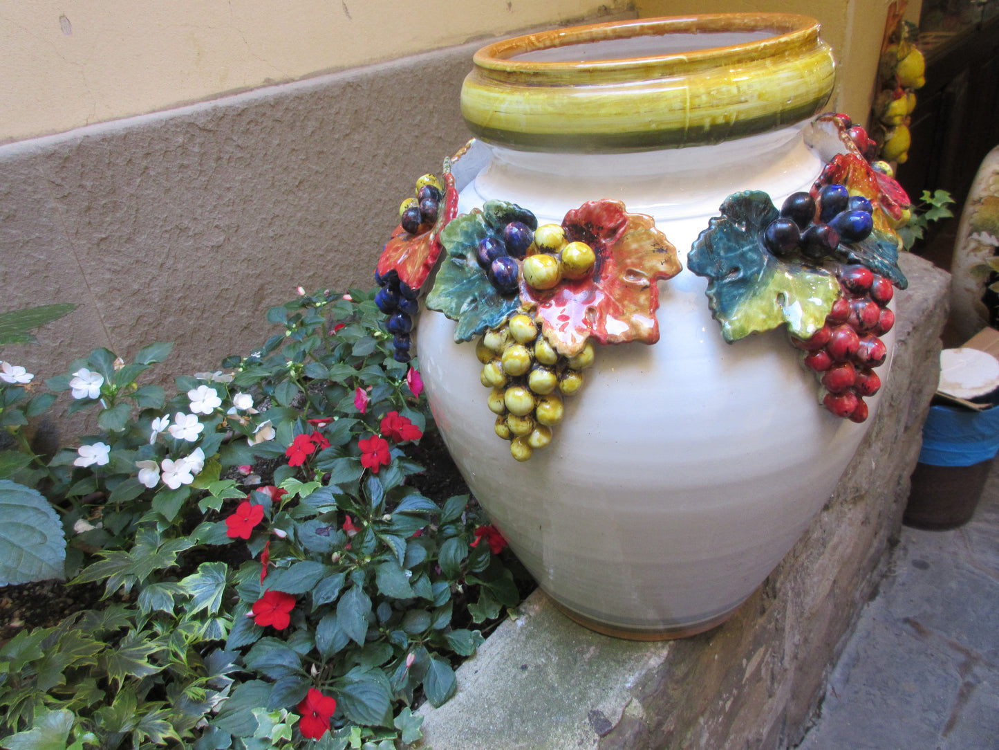 ceramic umbrella stand