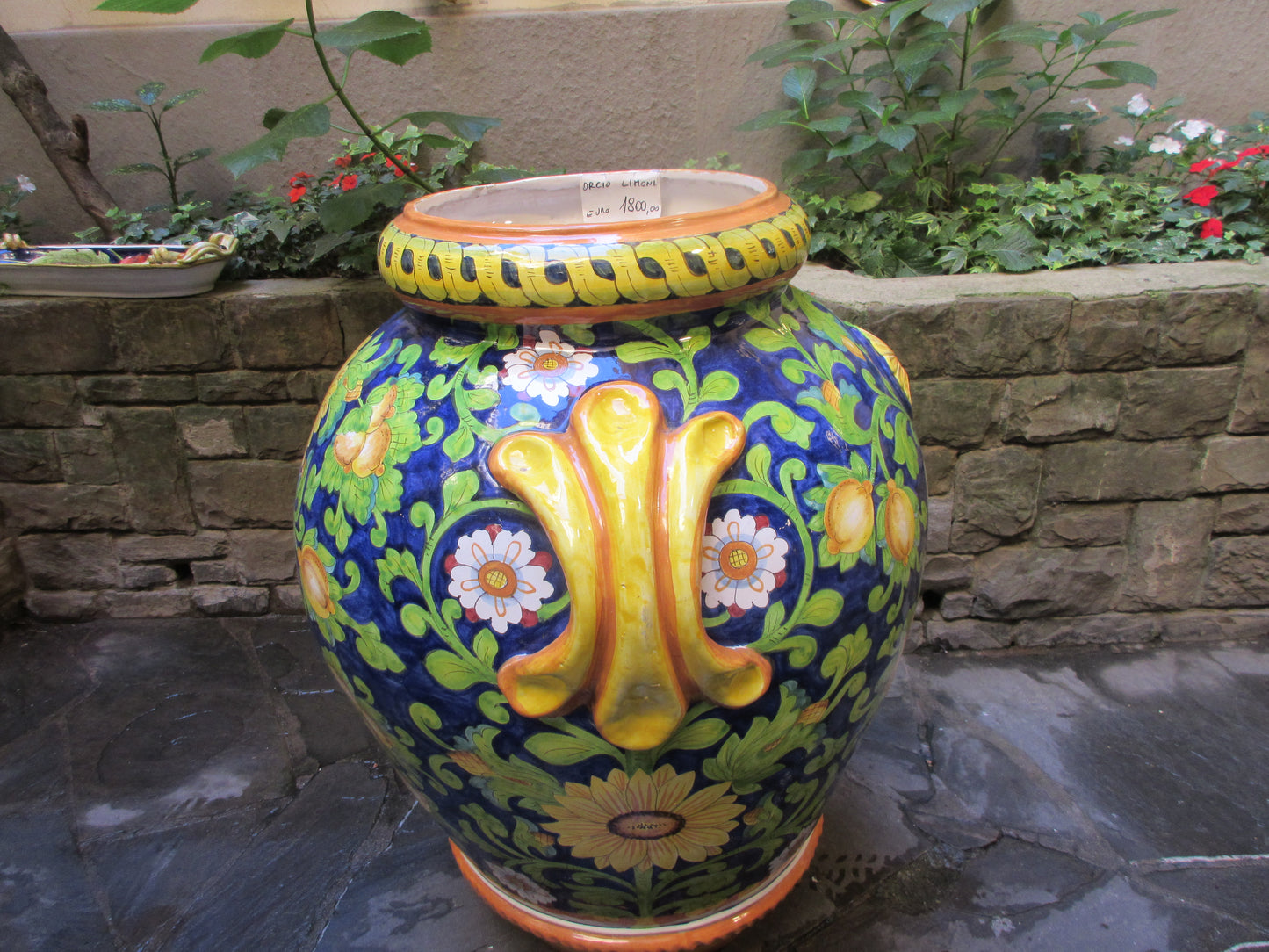 ceramic urns indoor