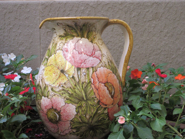 Tuscan pitcher with anemone design in a very modern shape