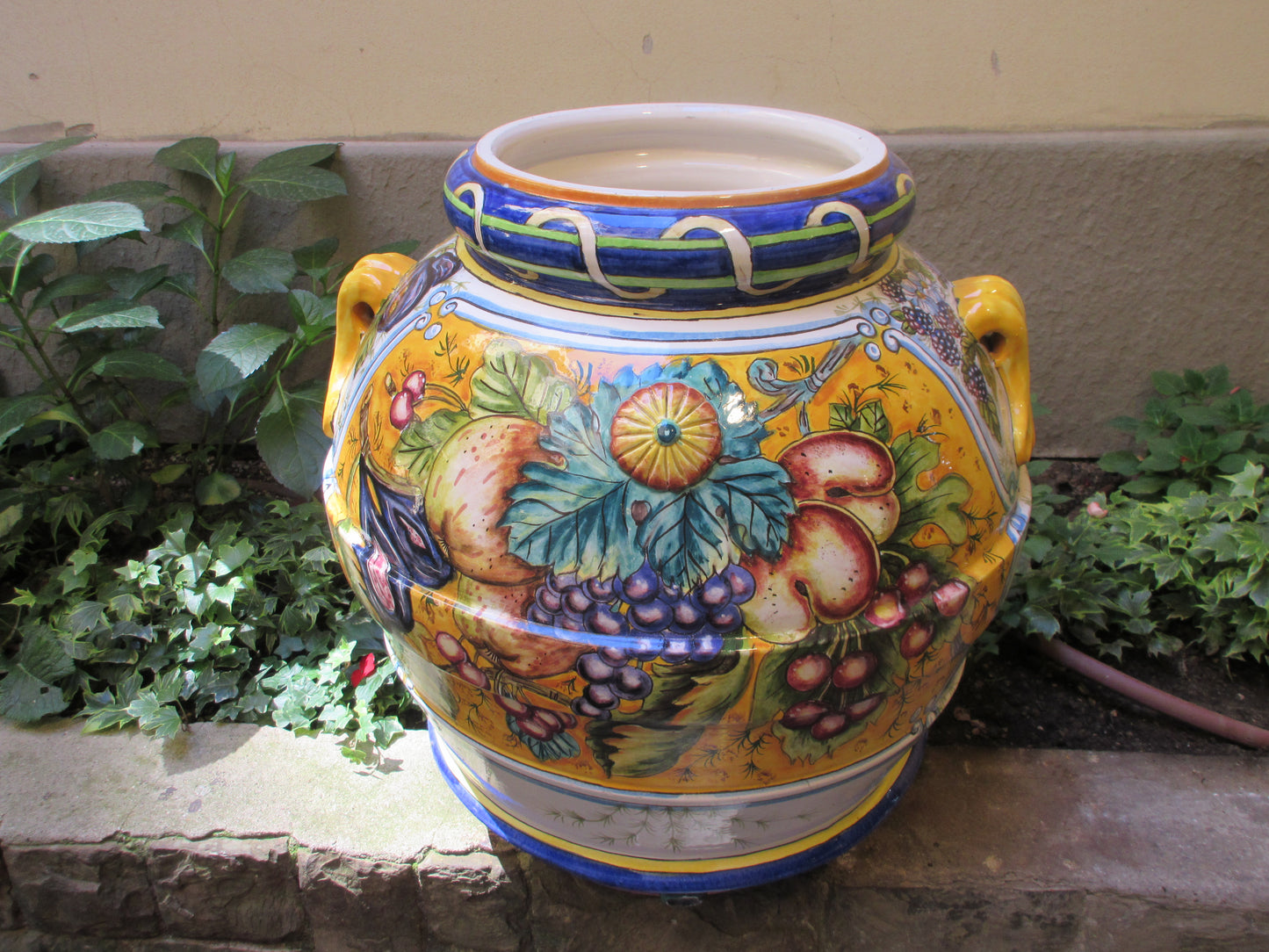 portaombrelli in ceramica per ingresso