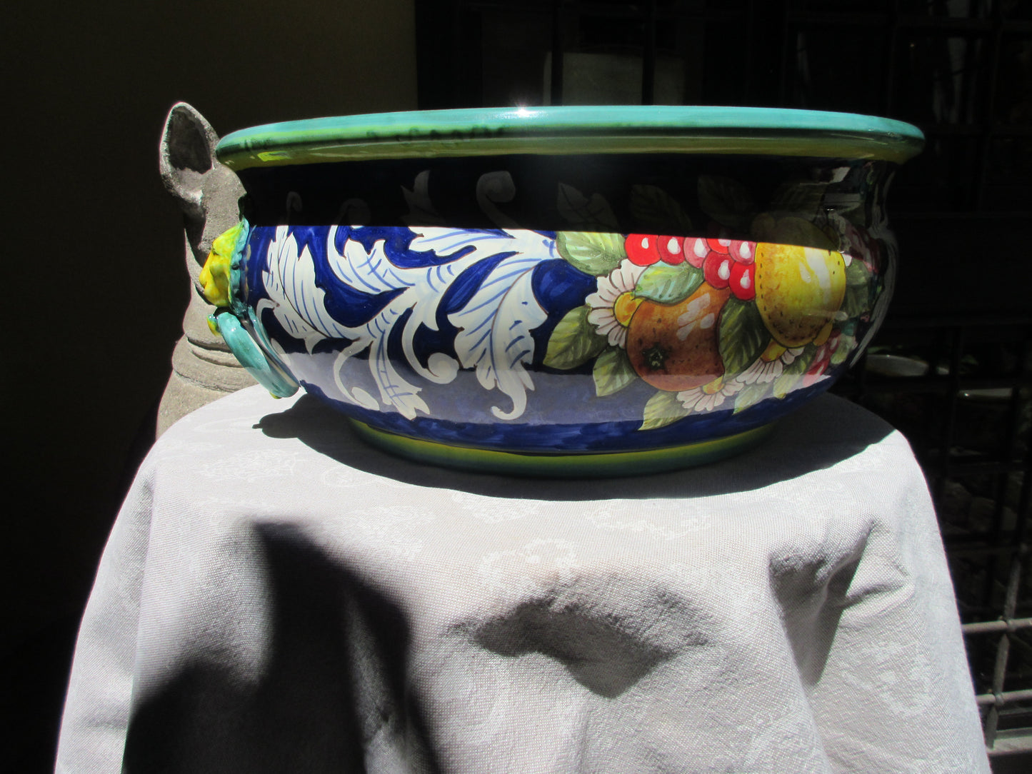 ceramic centerpiece bowl
