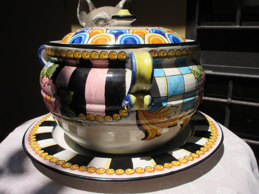 zuppiera in ceramica