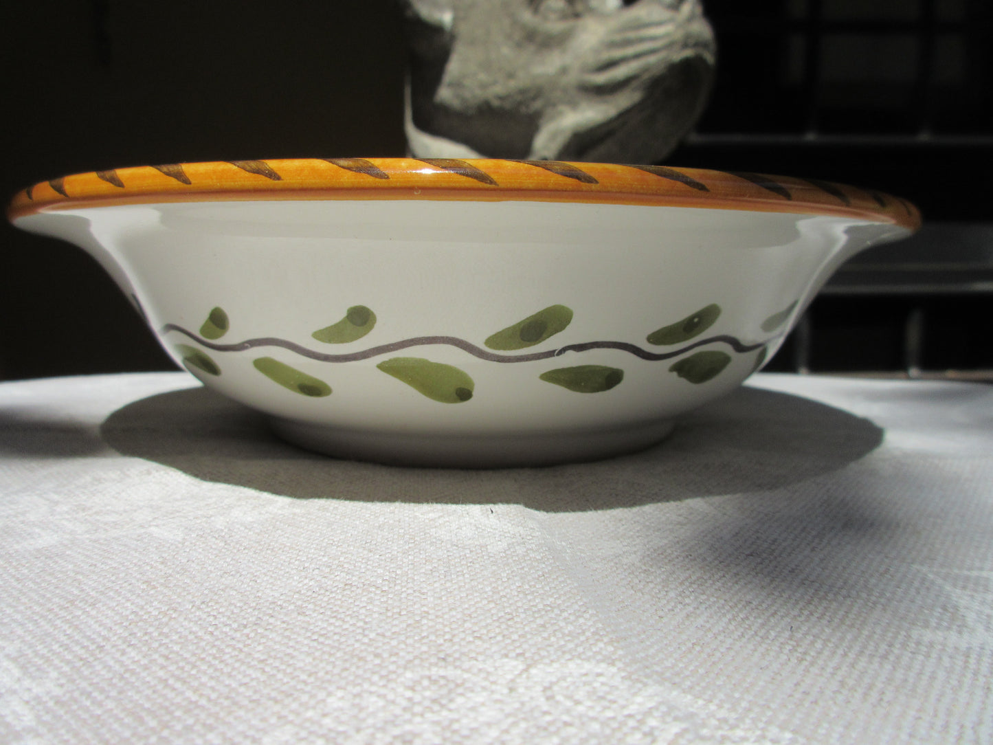 Set di piatti in ceramica