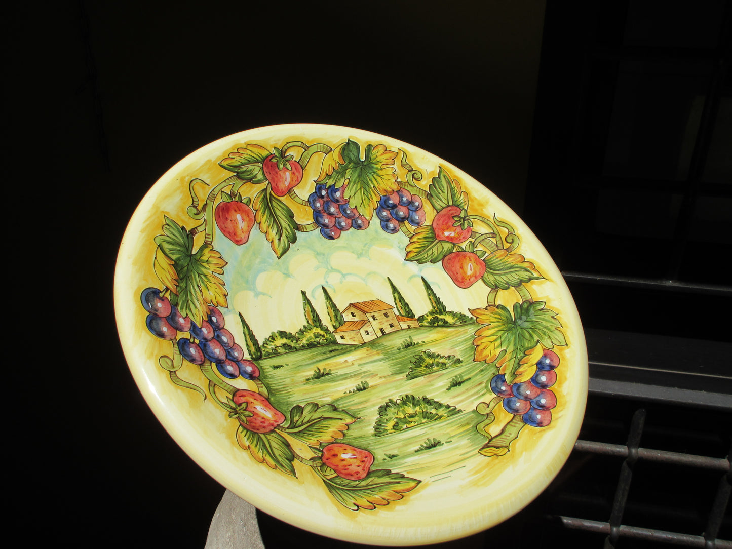 Piatto in ceramica
