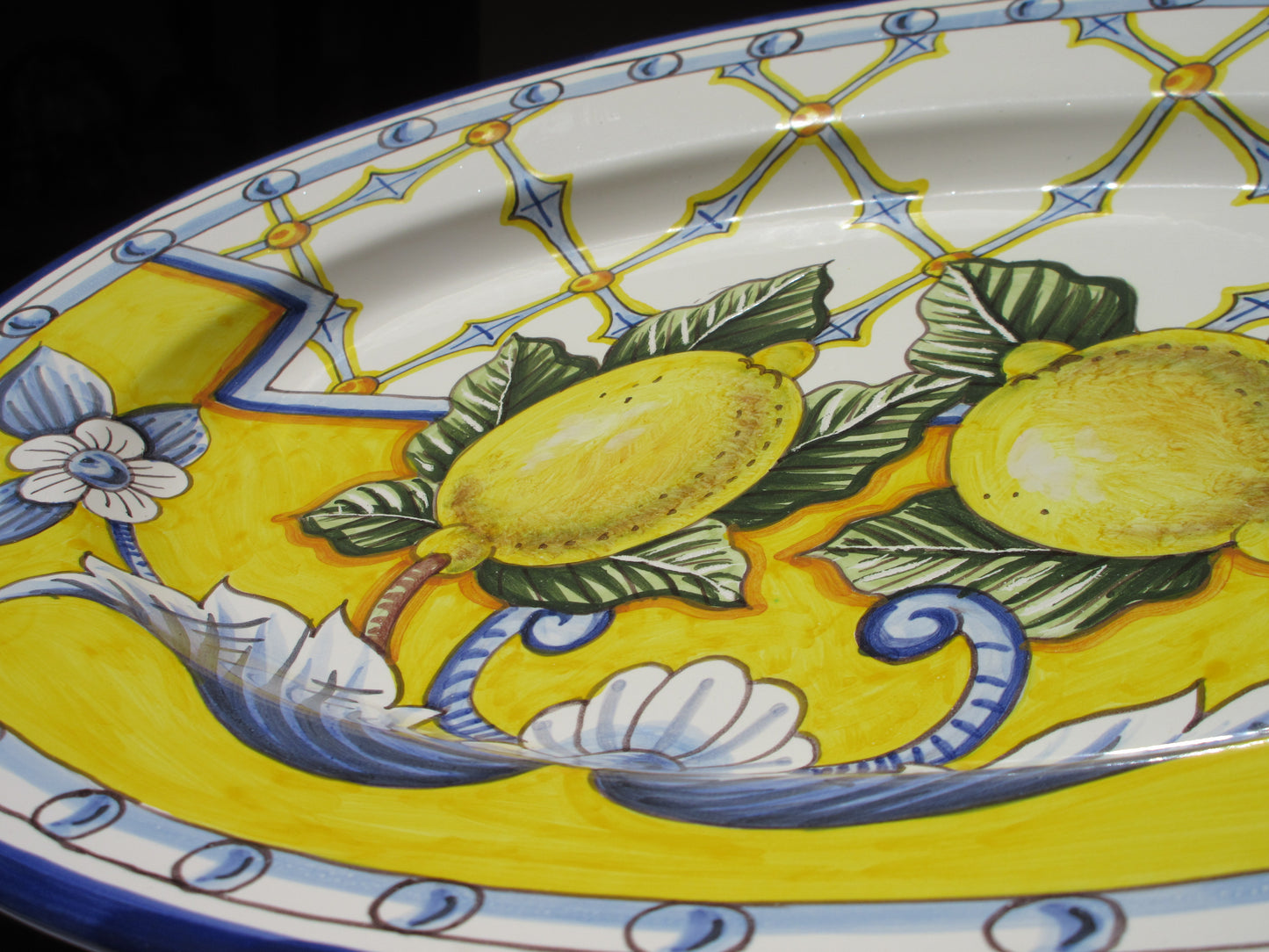 piatto di ceramica