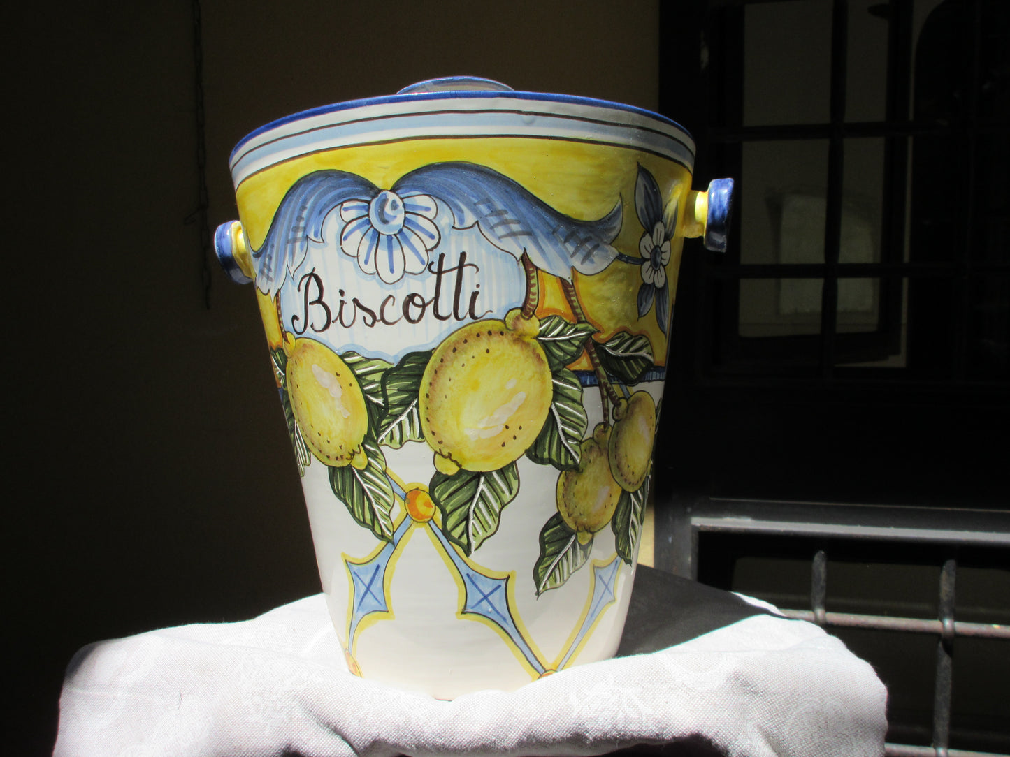 Grande barattolo di biscotti in ceramica