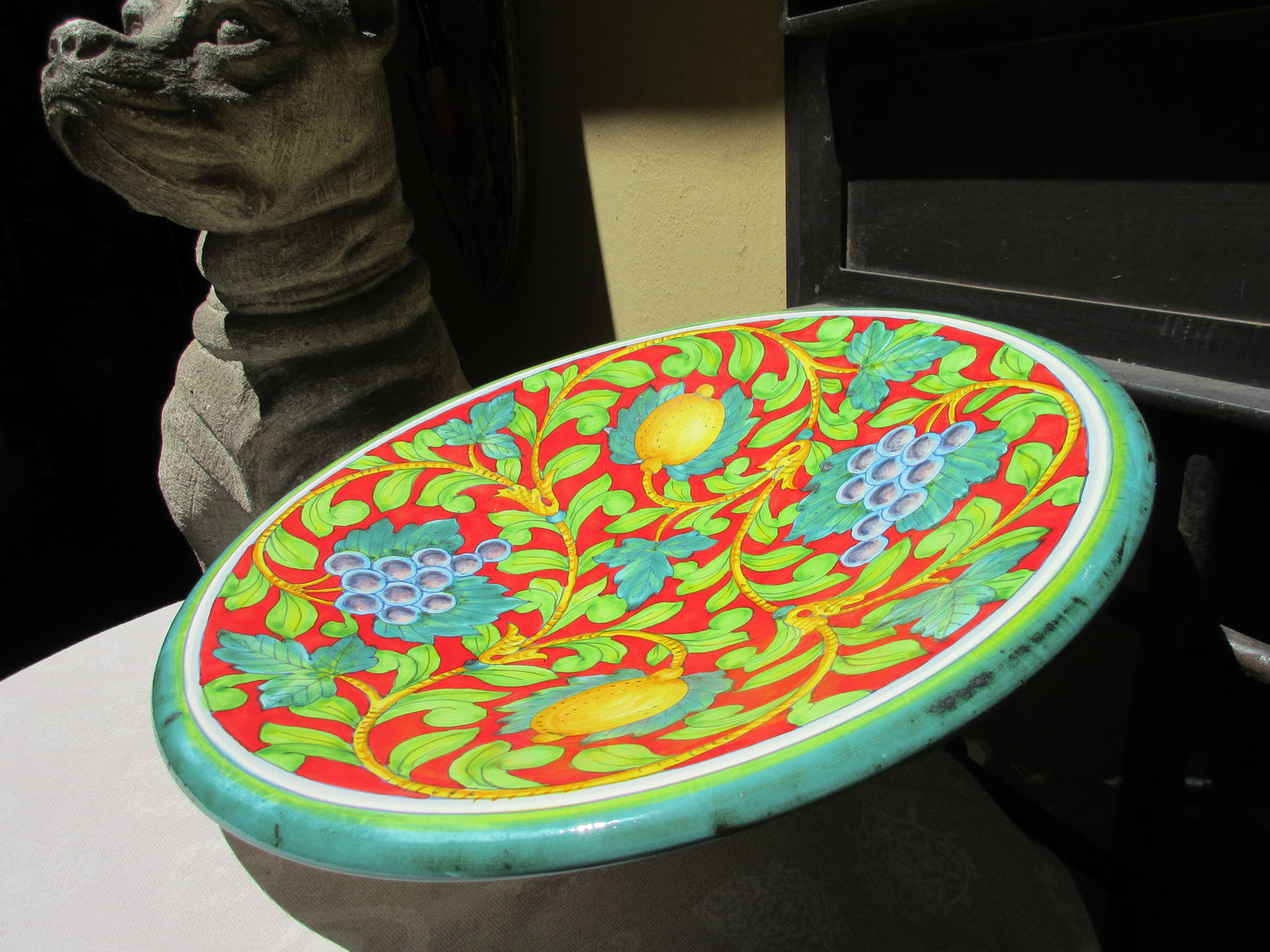 piatto in ceramica fatto a mano