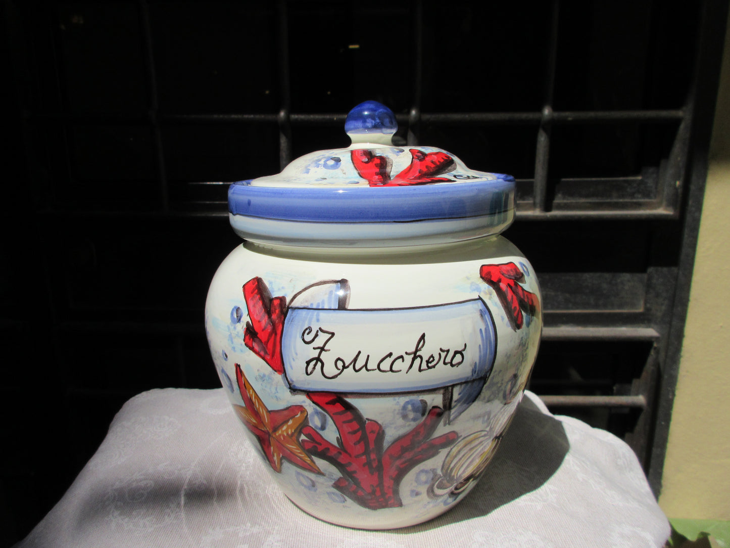 contenitore in ceramica