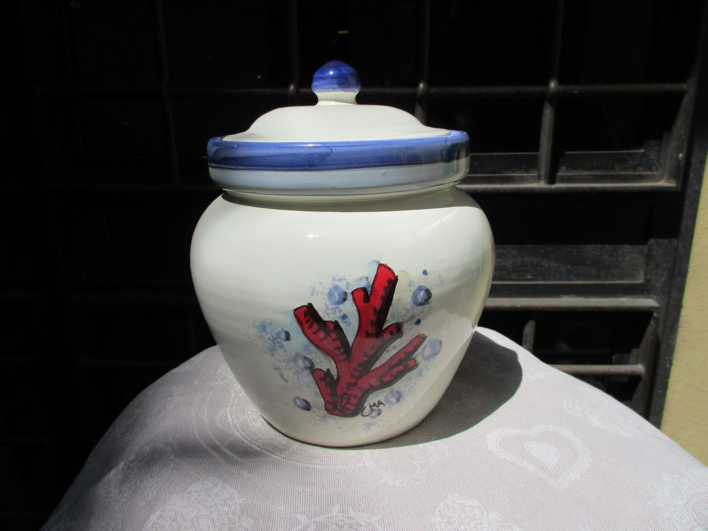 contenitore in ceramica
