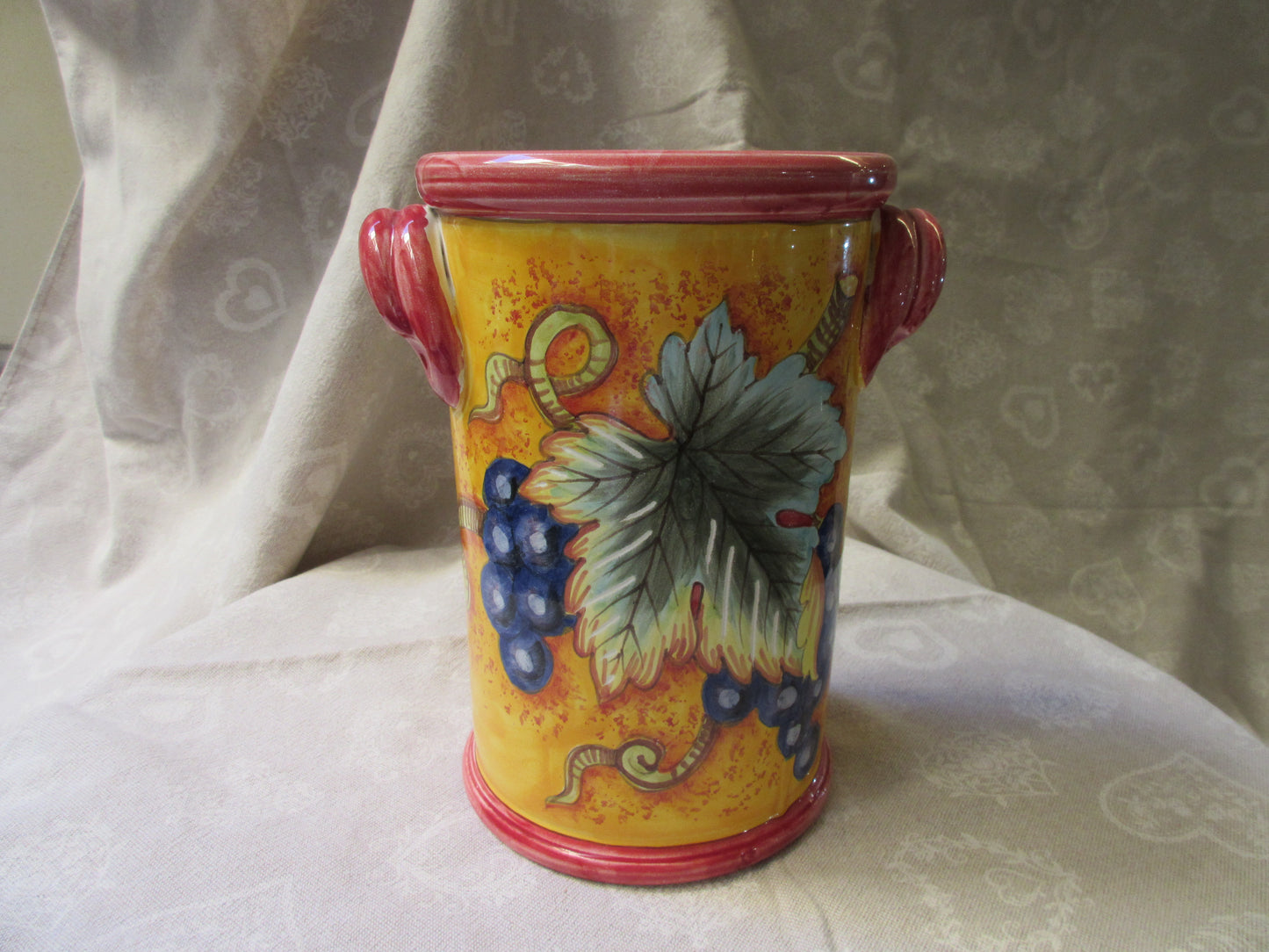 Ceramic utensil holder