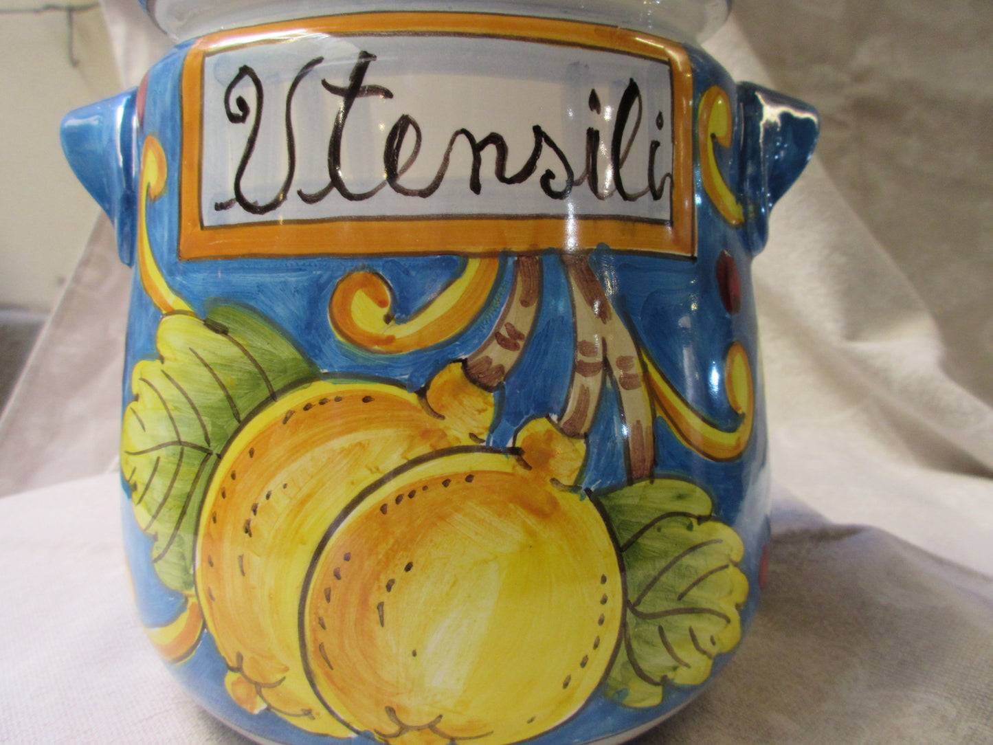 portautensili in ceramica