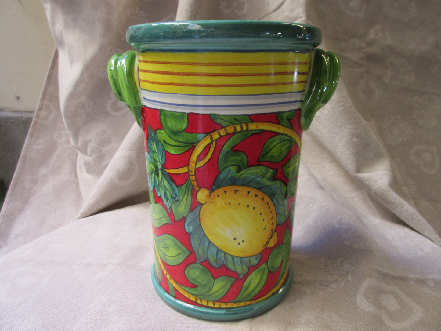 Ceramic utensil holder