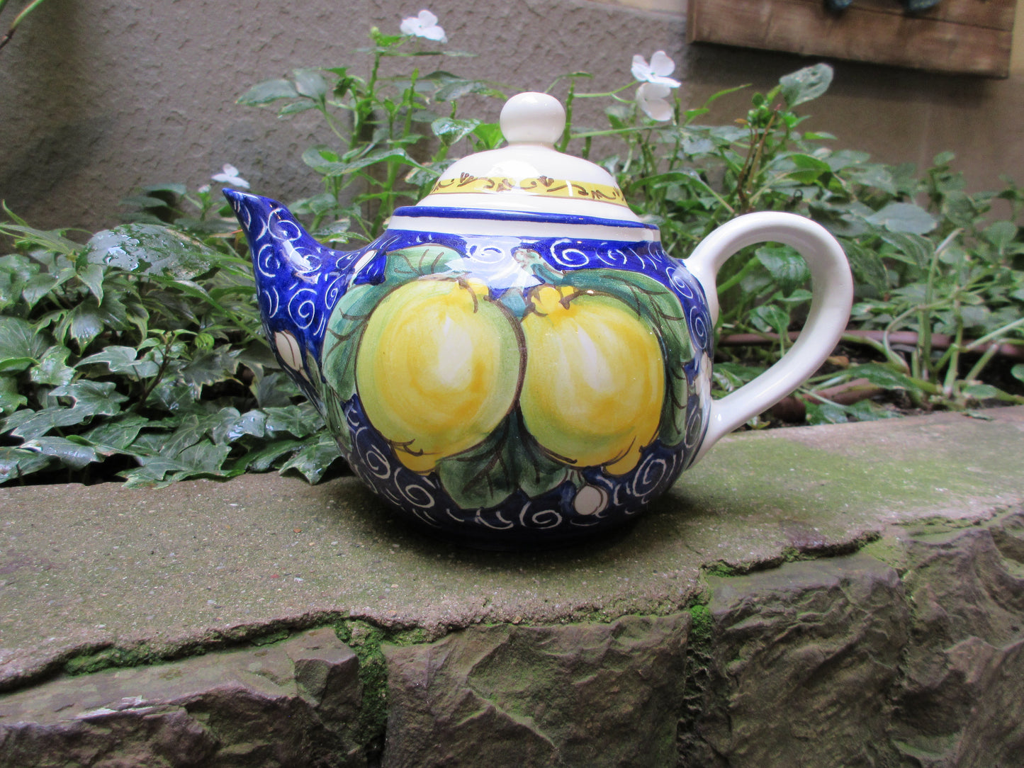 Teiera in ceramica