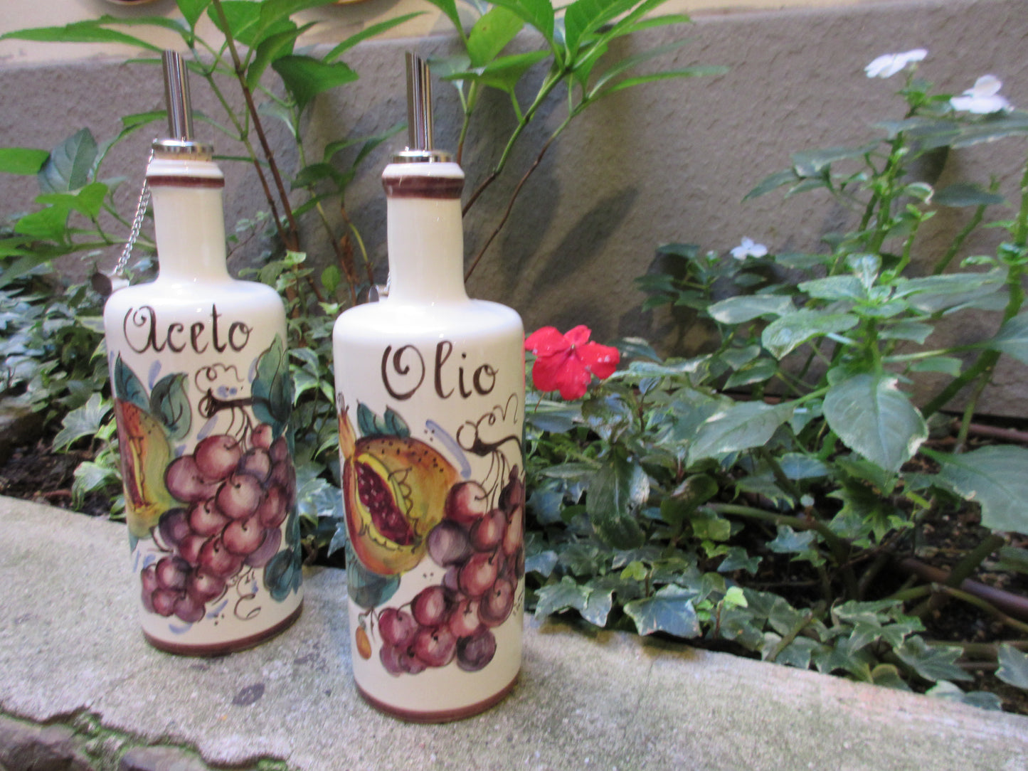 ceramic oil and vinegar set