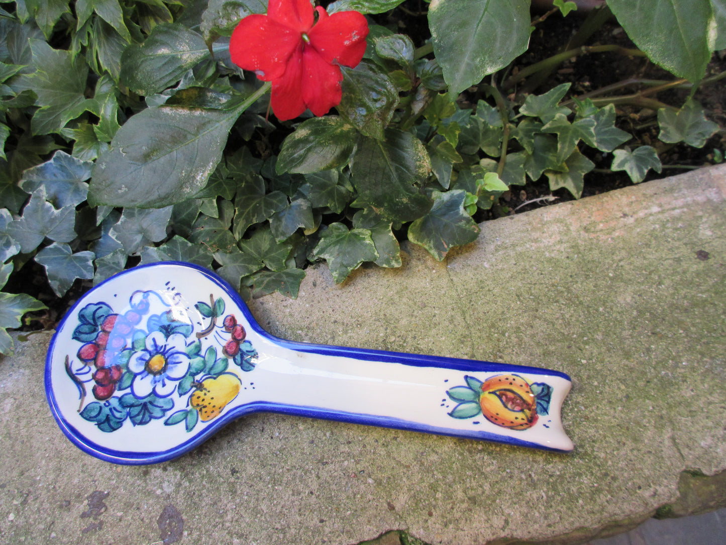 poggia cucchiaio in ceramica