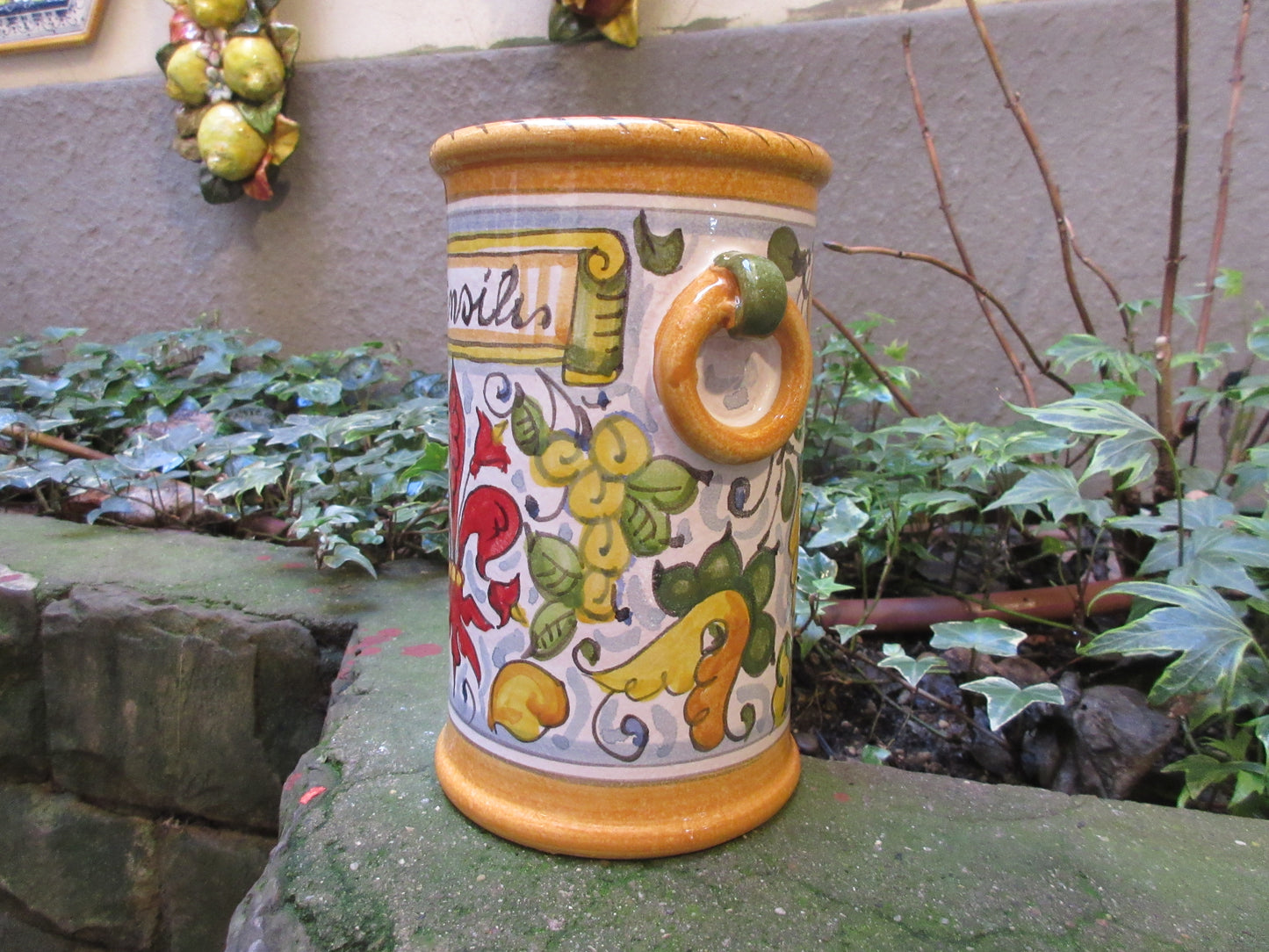portautensili in ceramica