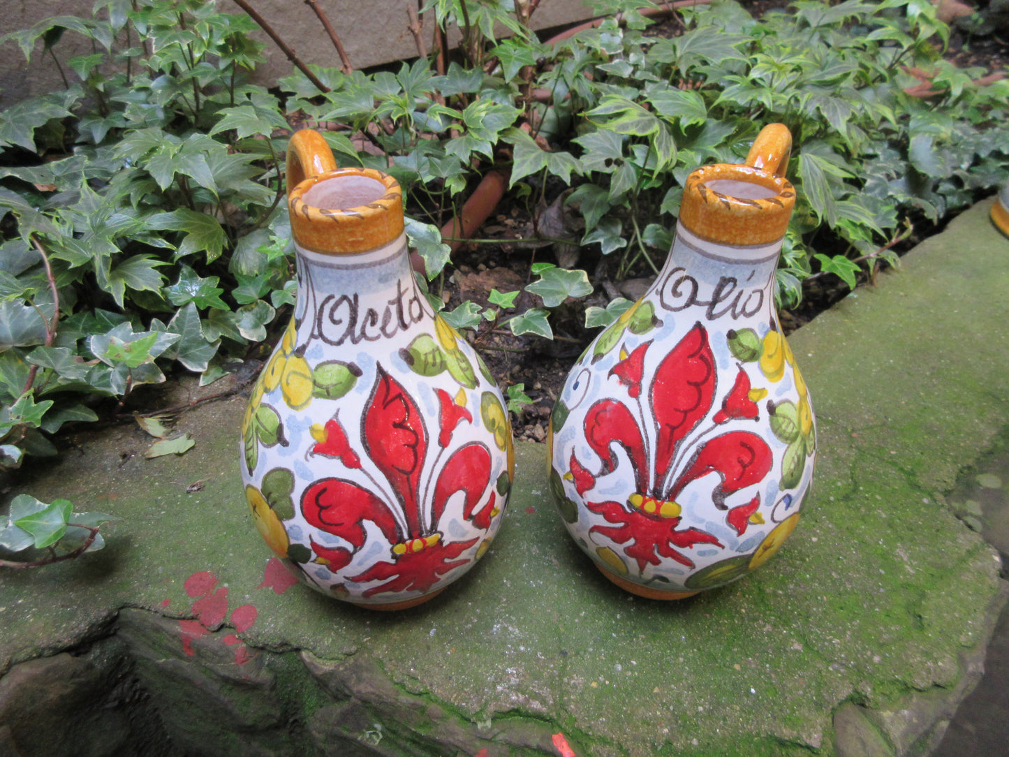 ceramic oil and vinegar set