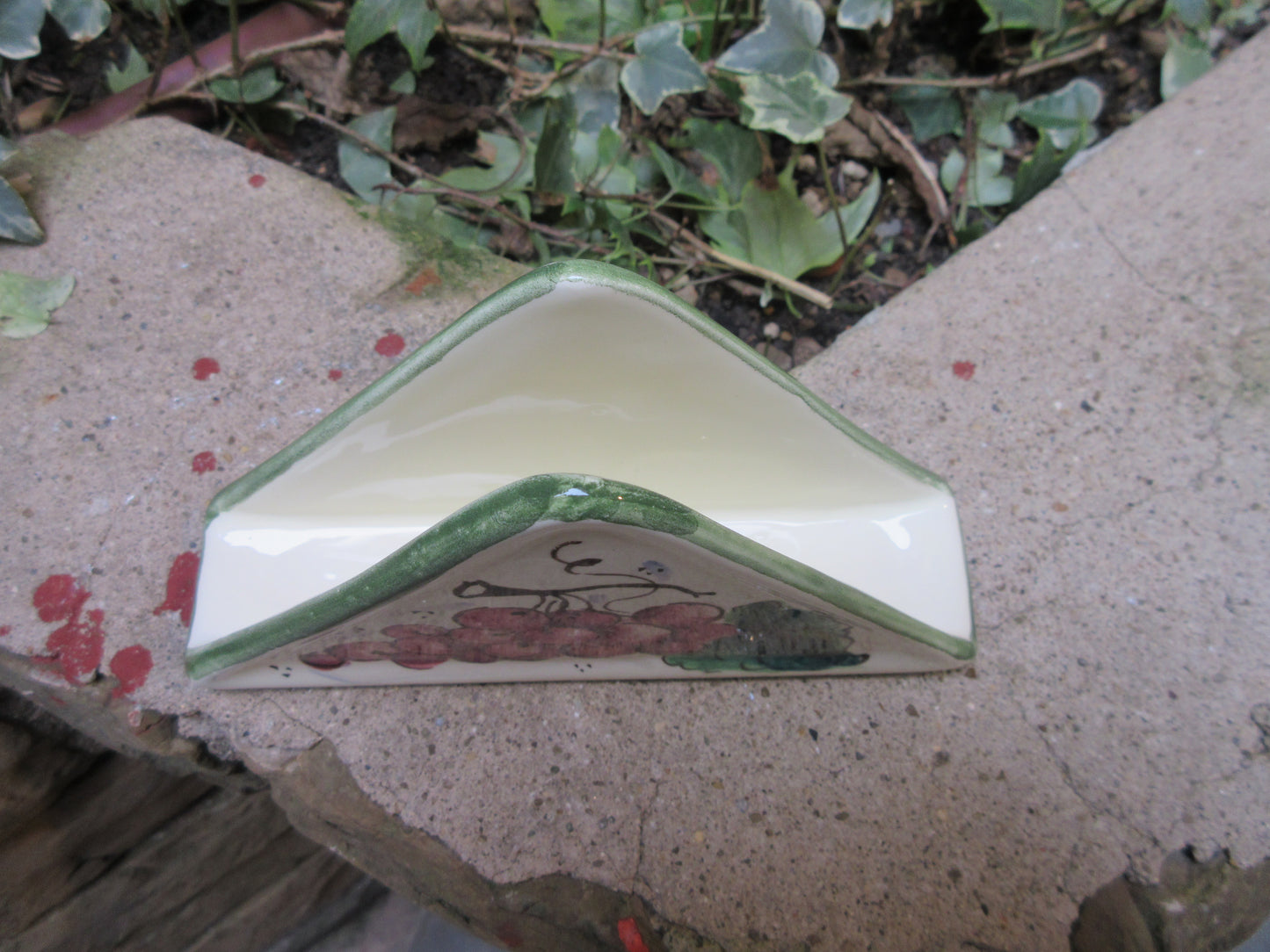 Ceramic napkin holder