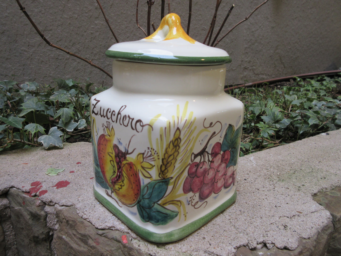 Ceramic container jar