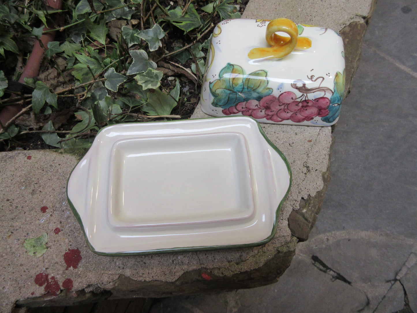 Ceramic butter dish