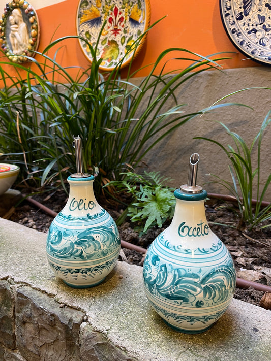 Ceramic oil dispenser