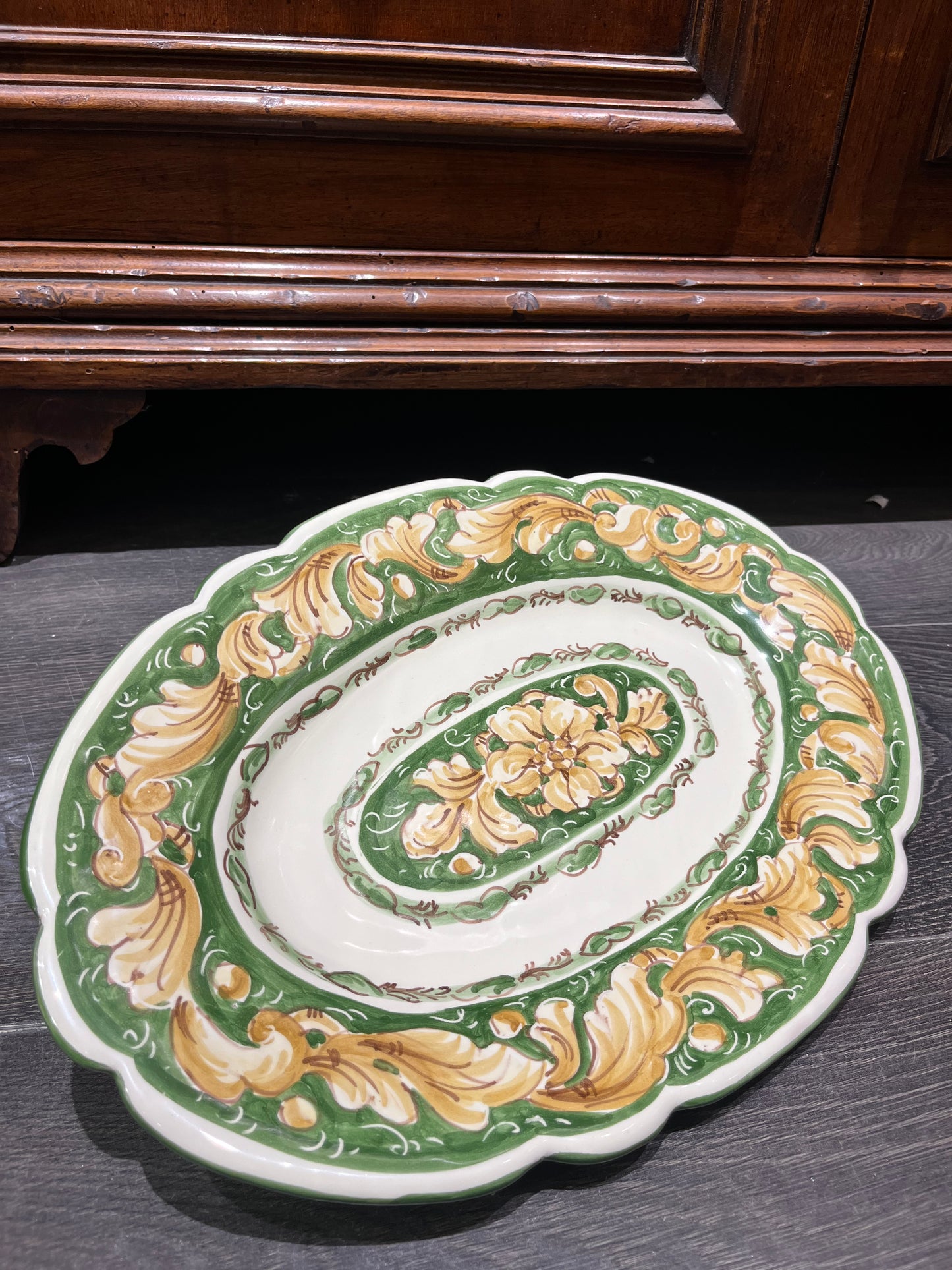 Ceramic oval plate
