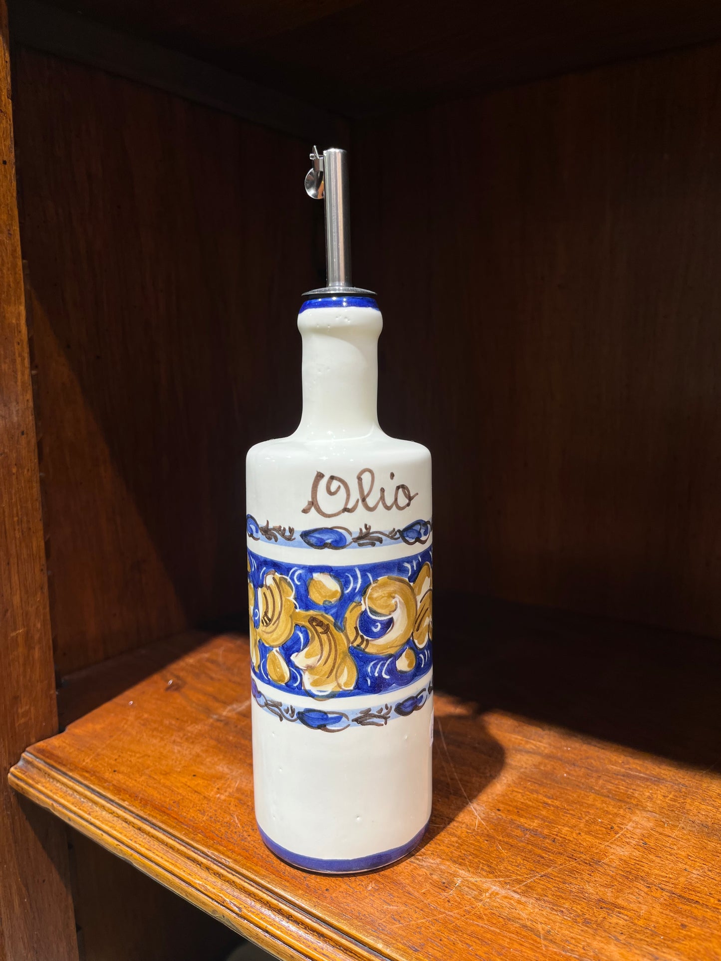 Ceramic oil dispenser