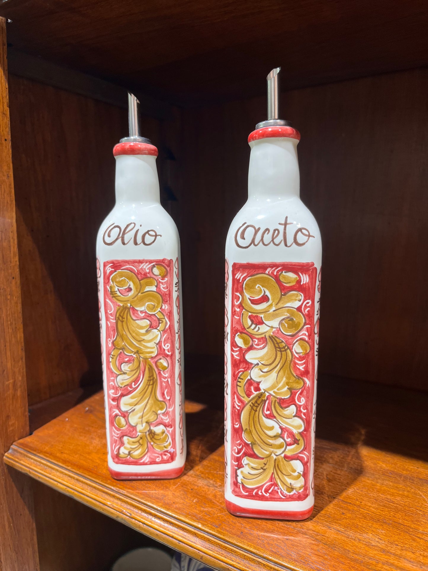 Ceramic oil dispenser